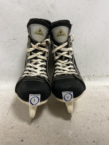 Used CONTENDER Junior Hockey Skate Junior 01 11855-S000208968