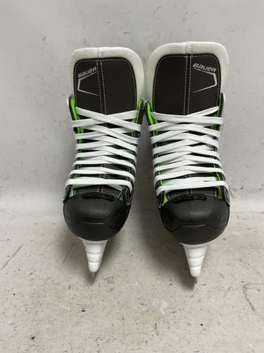 Used Bauer XLS Junior Hockey Skate Junior 01 11855-S000208902