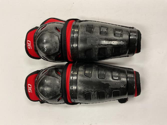Used CCM RBZ 90 Youth Shin Guards Black And Red 9" 11855-S000208850