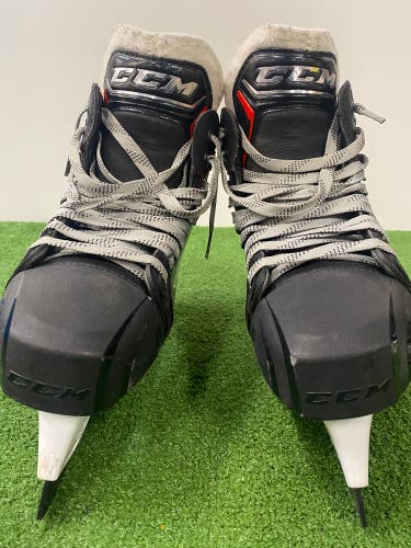 Senior CCM JetSpeed FT2 Hockey Goalie Skates | Size 6.5 | MINT