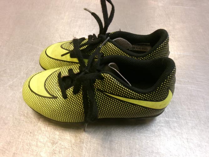 Used Nike Soccer Cleats Yellow Youth 11.0 11339-S000206351