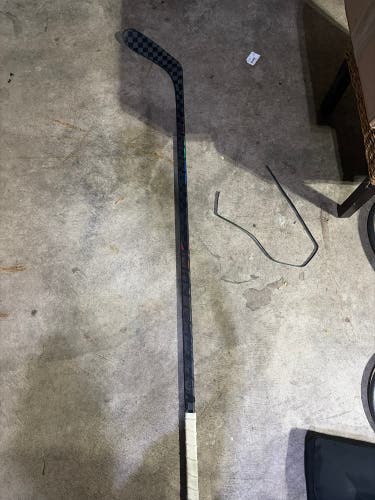 Senior Bauer Proto2 Left Hand Hockey Stick P28 70 Flex (Used)