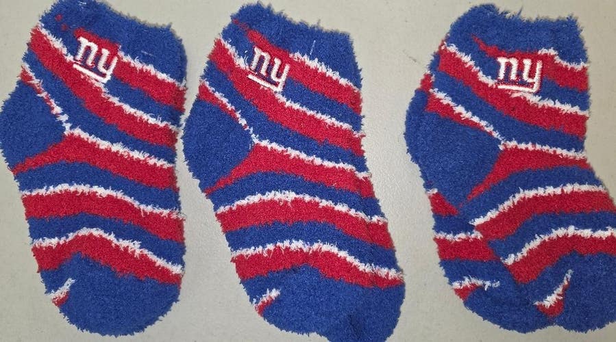 ST36 Womens NFL NEW YORK GIANTS Crew Socks Lot of 3 Pair New