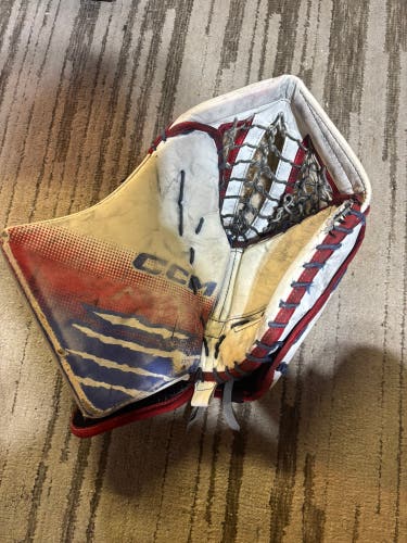 CCM EFlex 6 Regular 600 Pro Stock (Used)
