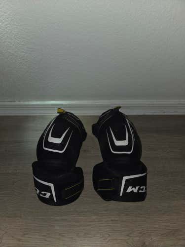 Senior Small CCM Tacks Elbow Pads (Used)