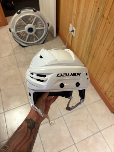 Pro Stock Medium White Bauer Original Reakt Helmet Pro Stock Helmet