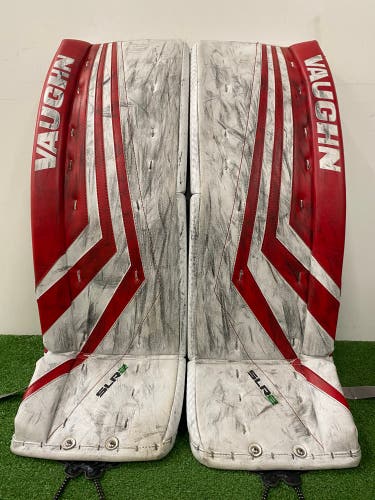 Intermediate Vaughn Ventus SLR2 Goalie Leg Pads 31"+2