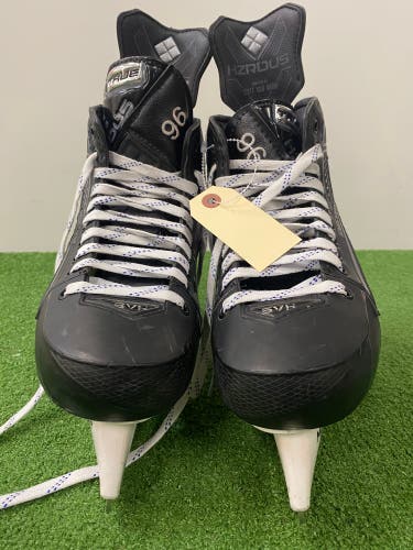 Senior True Pro Custom Hockey Skates 9 (Used)