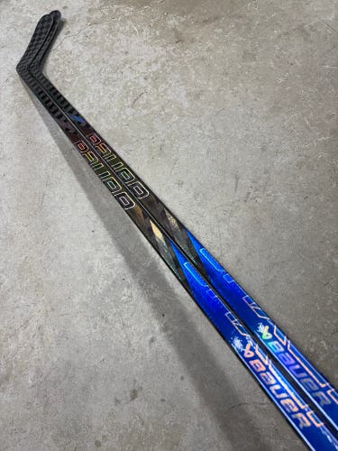 2 PACK 95 Flex P92M Senior Bauer Tracer Right Hand Hockey Stick (New) Pro Stock