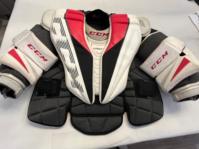 CCM EFlex 5.9 Goalie Chest Protector (Used)