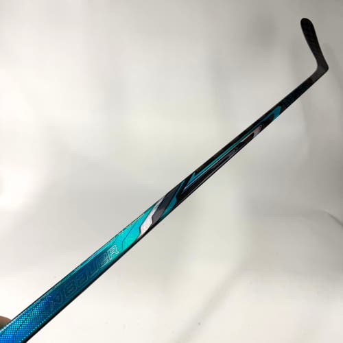 New Left Bauer Supreme Fuse | 65 Flex Senior P92 Curve Grip | AB647