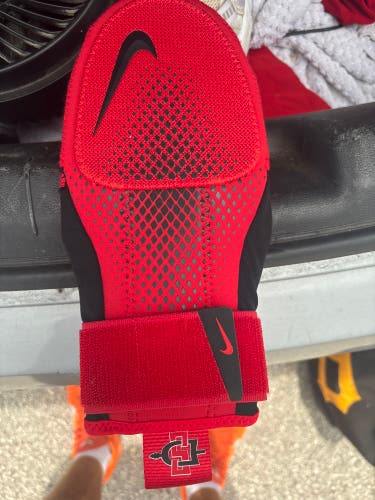 Nike (New)
