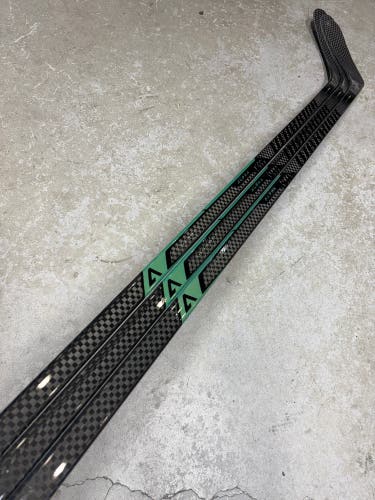 3 Pack 85 Flex P28 Senior Warrior Alpha LX3 Left Hand Hockey Stick Pro Stock (New)