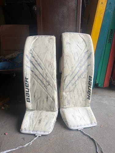 36" 2021 Bauer Vapor Hyperlite Goalie Leg Pads (Used)