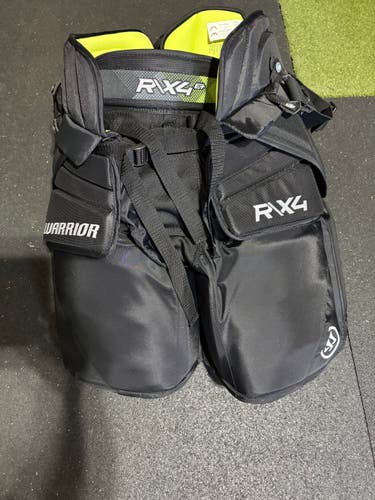 Senior Medium Warrior Ritual X4 E+ Hockey Goalie Pants (Used)