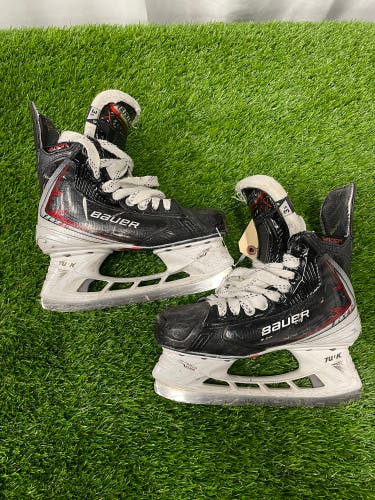 Bauer Vapor FLY40 (2025 Model) - Junior