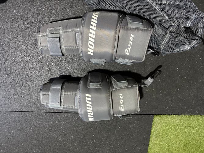 Senior Warrior Ritual GT2 Goalie Knee Pads (Used)