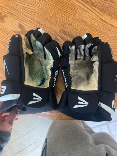Easton Gloves 13" (Used) C5.0 Model