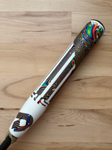 DeMarini Prism Bat 28/17 (-11) Fastpitch Softball Bat