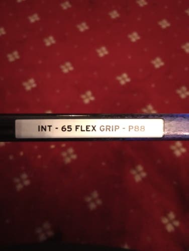 Intermediate CCM Ribcor Trigger 10 Pro Right Handed Hockey Stick P88 65 Flex (New)