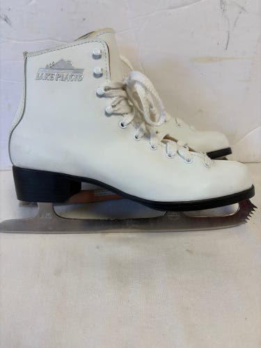 {Blank} Figure Skates B Adult 9 (Used)