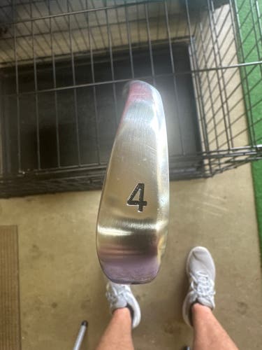 Men's 4 iron Right Handed Regular Flex Steel Shaft (Used)