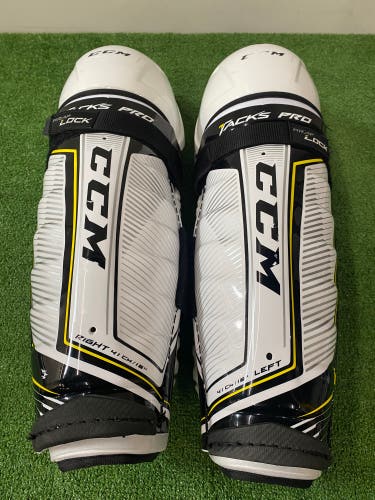 Senior CCM Tacks AS-V Pro Shin Pads 16" (Used)