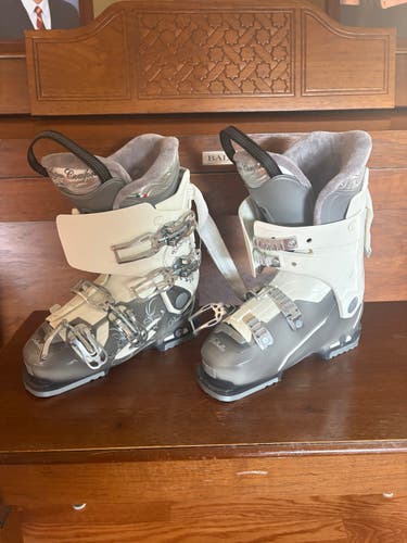 Women's Dalbello Powder Ski Boots