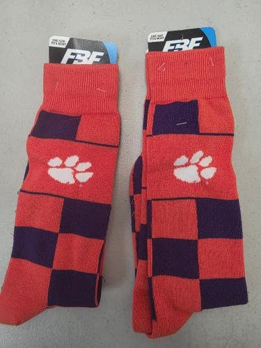 ST8 NCAA CLEMSON TIGERS Crew Socks Lot of 2 Pair One Size Fits Most OSFM New