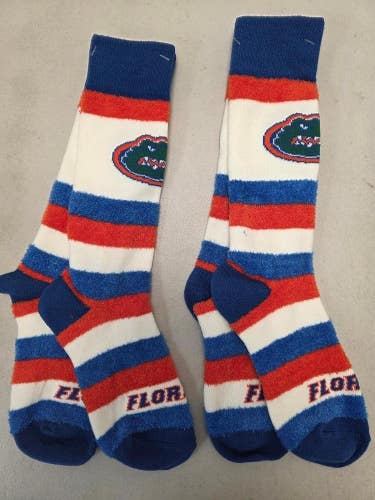 ST1 NCAA FLORIDA GATORS Crew Socks Lot of 2 Pair One Size Fits Most OSFM New