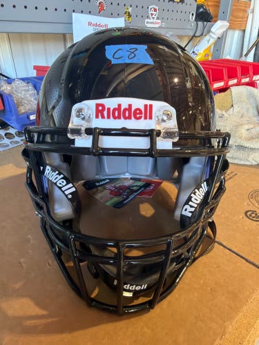 NEW RIDDELL YOUTH SPEED CLASSIC FOOTBALL HELMET - MEDIUM - BLACK