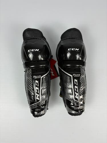 New 8" Youth CCM Tacks 9550 Hockey Shin Pads