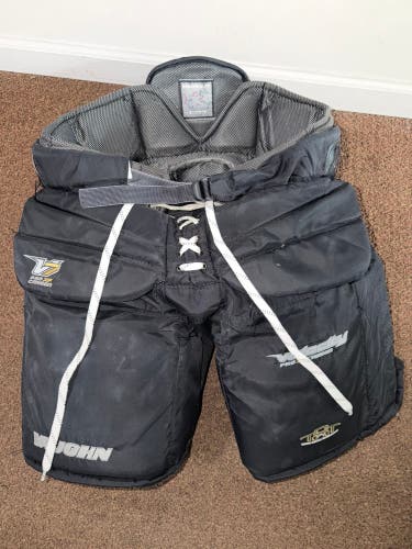 Senior Medium Vaughn Velocity V7 Pro XR Carbon Hockey Goalie Pants (Used)