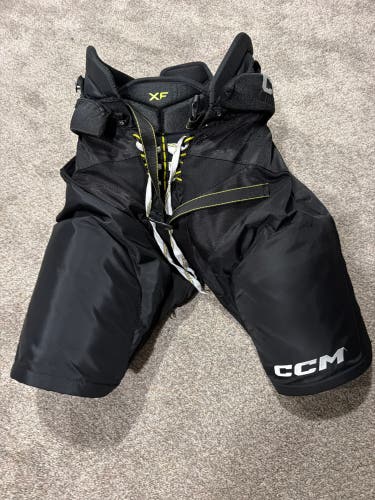 Men's Senior Large CCM Tacks XF Hockey Pants (Used)