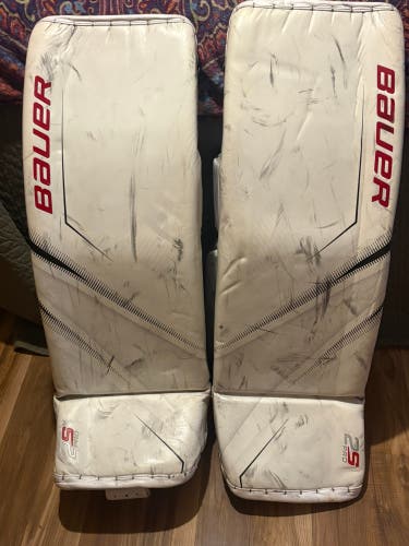Medium Bauer Supreme 2S Pro Goalie Leg Pads Pro Stock (Used)