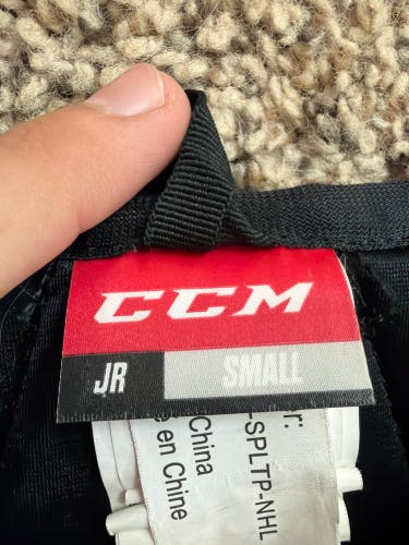 Small Junior CCM LTP Shoulder Pads (New)