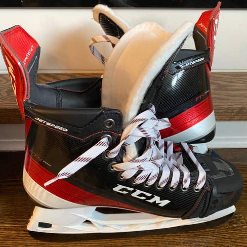 CCM JETSPEED FT4 PRO Senior Hockey Skates Size 9 *Worn 1x*