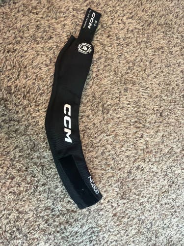 Youth CCM Neck Gaurd