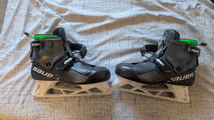 Bauer Konekt Hockey Goalie Skates 8 (Used)