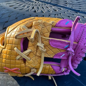 2025 RH Baseball Glove 11.5" (Used)