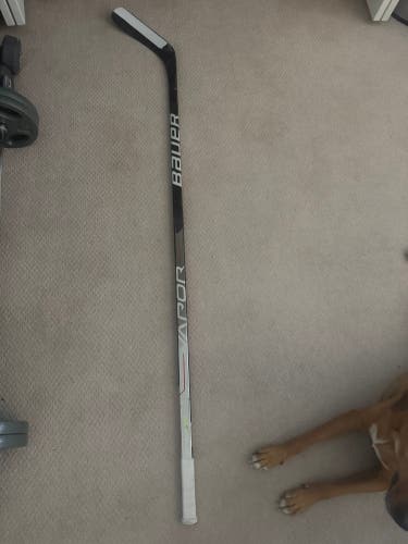 Senior Bauer Vapor Hyperlite Left Hand Hockey Stick 87 Flex (Used)