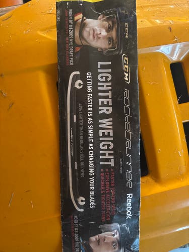 CCM Rocket Runner 280 mm (New)