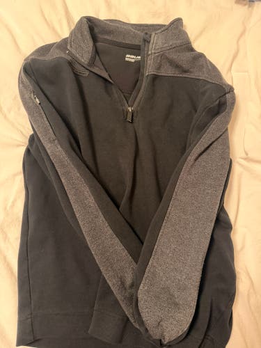 Black Men's Small Bauer Sweatshirt (Used)