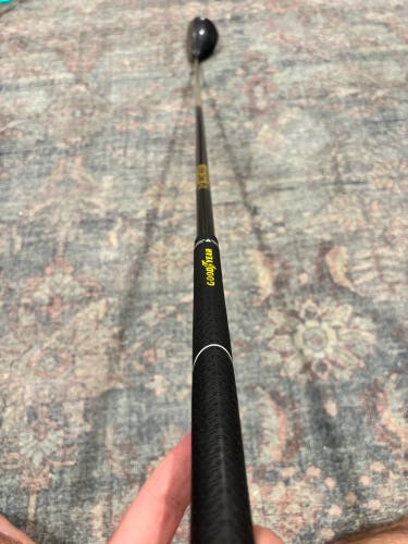 Men's Mg Golf Right Handed Hybrid Regular Flex 7H (Used)