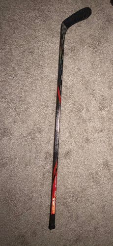 Senior Bauer Nexus Tracer Right Handed Hockey Stick P28 77 Flex (Used)