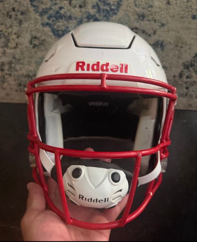 White Adult Medium Riddell SpeedFlex Helmet (Used)