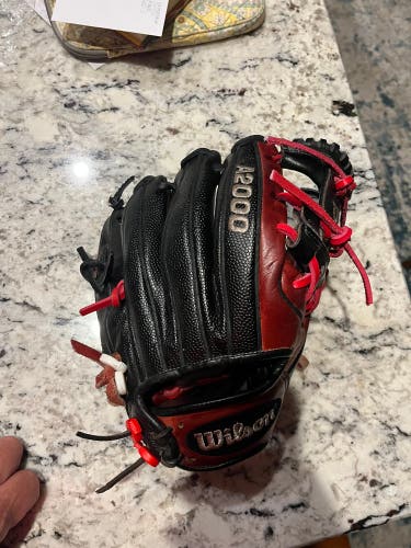 Wilson A2000 1786 RH Infield Baseball Glove 11.5" (Used)