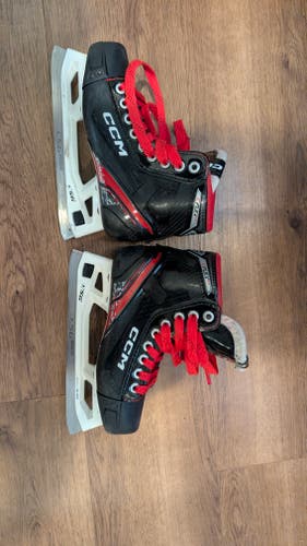 CCM EFlex 6.5 Hockey Goalie Skates Regular Width Size 3 (Used)