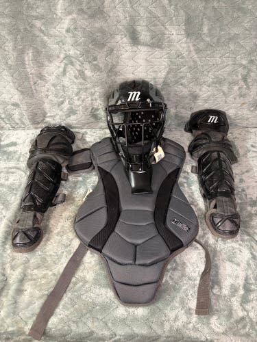 Intermediate Marucci Catcher's Set (Used)