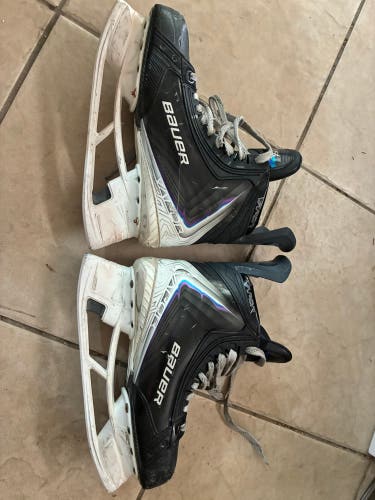 2025 Bauer Vapor Flylite Hockey Skates 9.5 (Used)